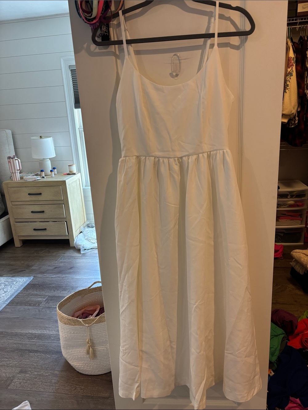 Classic White Spaghetti-Strap Midi Dress - Elegant Everyday Style